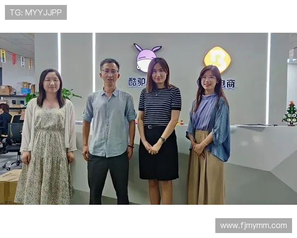 专访黄丽揭秘CSGO成功背后的策略与团队精神 专访黄丽揭秘CSGO成功背后的策略与团队精神