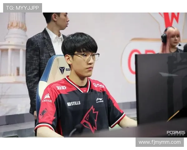 FPX战队灵活性分析：如何在比赛中应对不同战术挑战