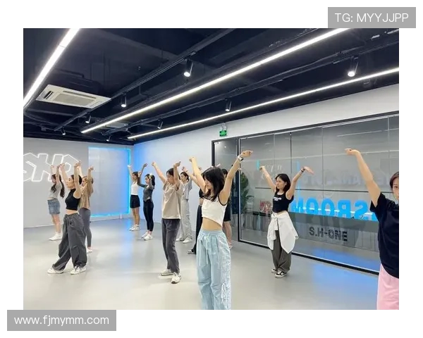 成都街舞队心理素质提升之路：热议街舞背后的心灵变革与团队成长