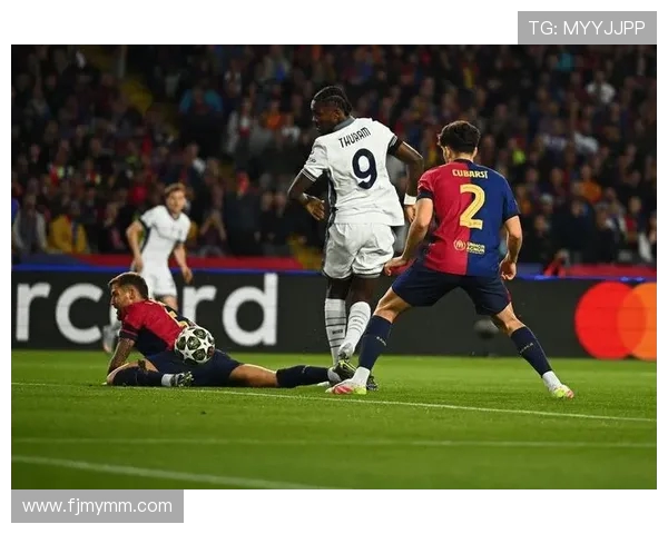 曼联与皇马在美国的精彩对决结果揭晓球迷热议比赛亮点与表现 曼联与皇马在美国的精彩对决结果揭晓球迷热议比赛亮点与表现