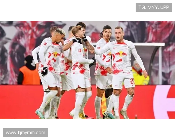 柏林赫塔与莱红牛激战正酣谁能在德甲赛场上笑到最后