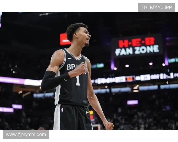 湖人对阵马刺1023精彩回顾与赛季展望分析