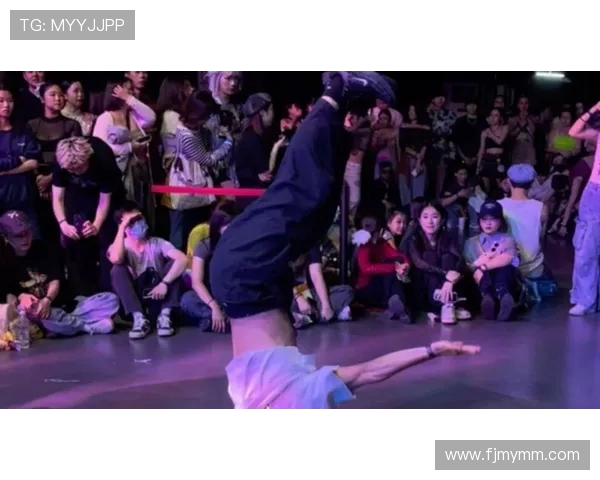 广州街舞队的整体压制现象探究与深度剖析