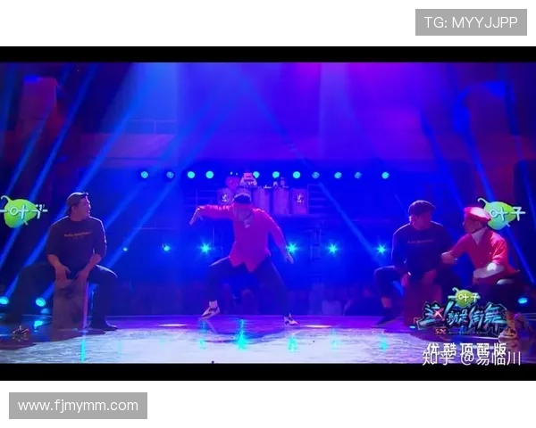 成都街舞队与武汉街舞队对决后的精彩节奏分析与反思