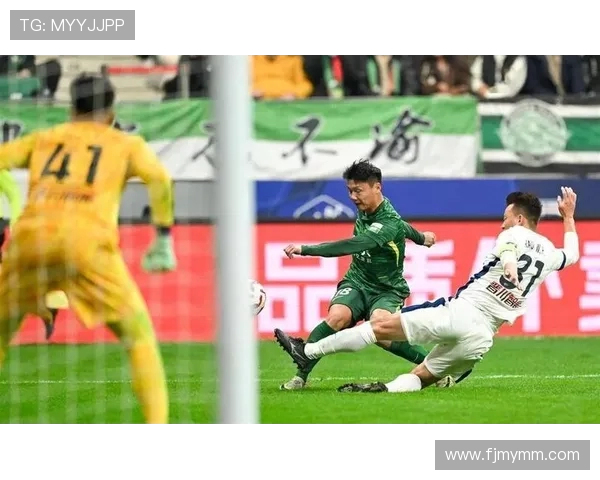 杭州篮球队技术争议引发热议球迷热议战术与裁判判罚的公平性